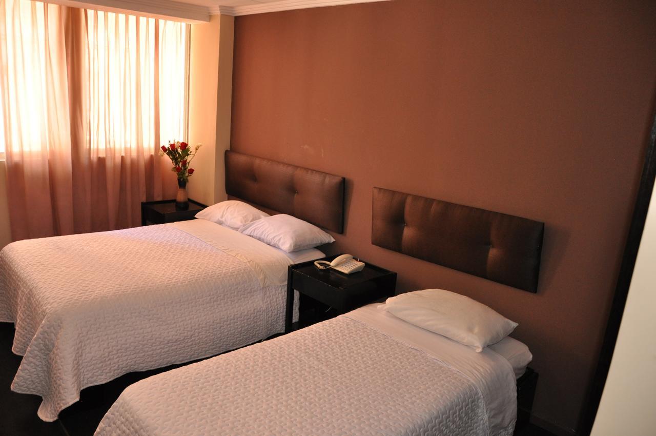 Hotel Catedral Cuenca By Pshotels ภายนอก รูปภาพ
