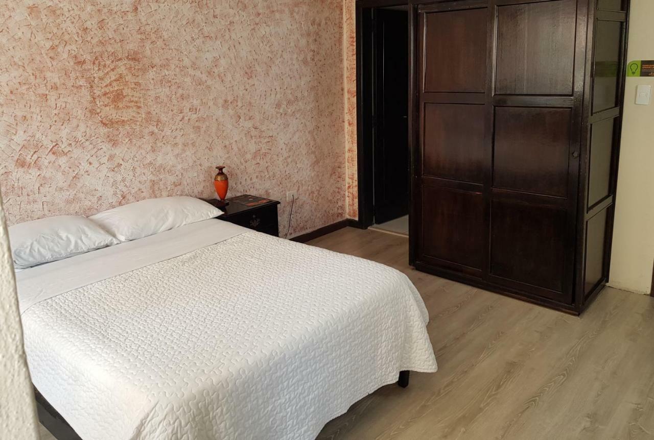 Hotel Catedral Cuenca By Pshotels ภายนอก รูปภาพ
