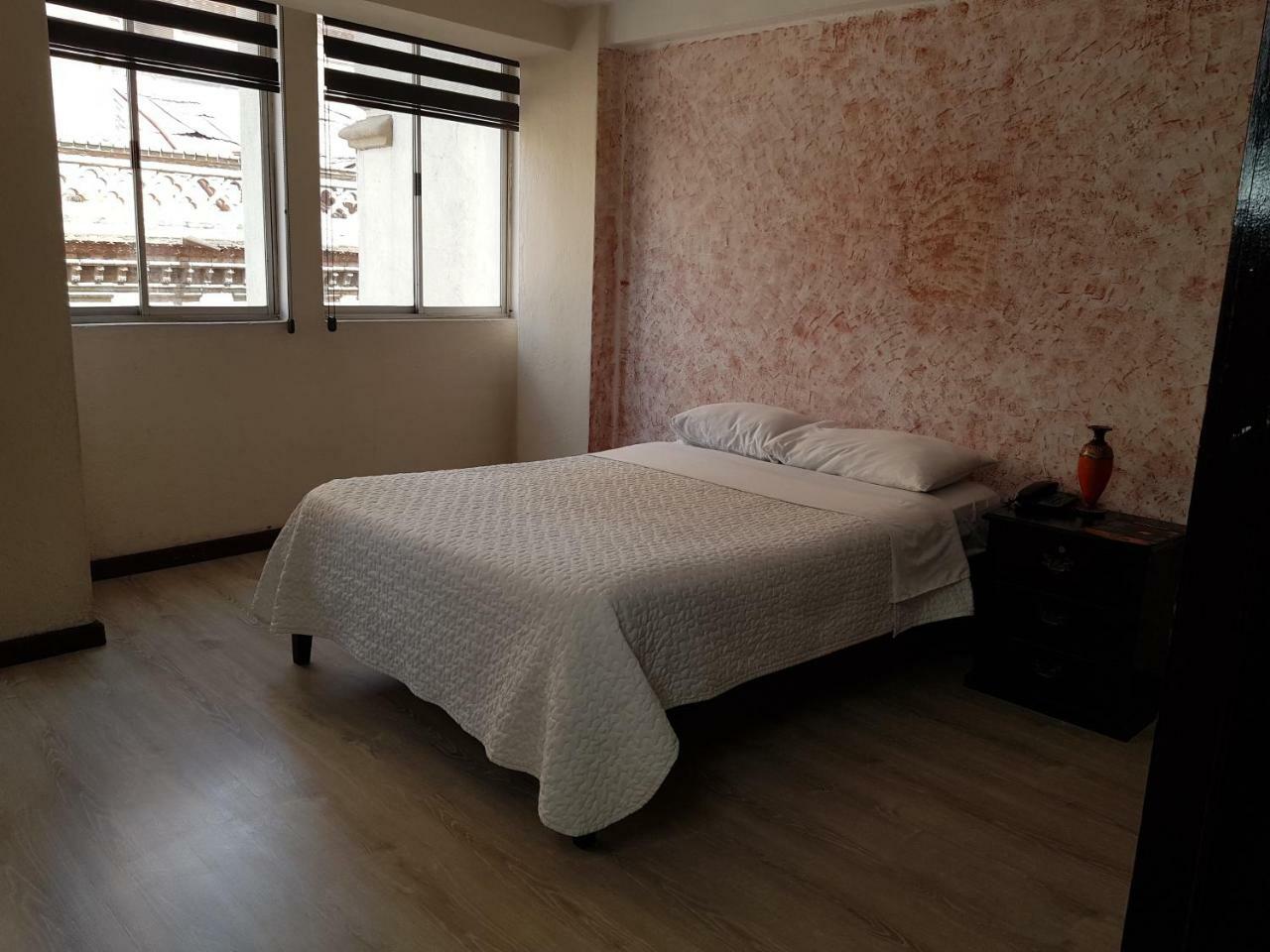 Hotel Catedral Cuenca By Pshotels ภายนอก รูปภาพ