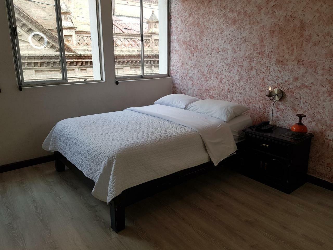 Hotel Catedral Cuenca By Pshotels ภายนอก รูปภาพ