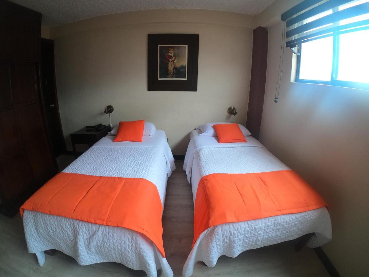 Hotel Catedral Cuenca By Pshotels ภายนอก รูปภาพ