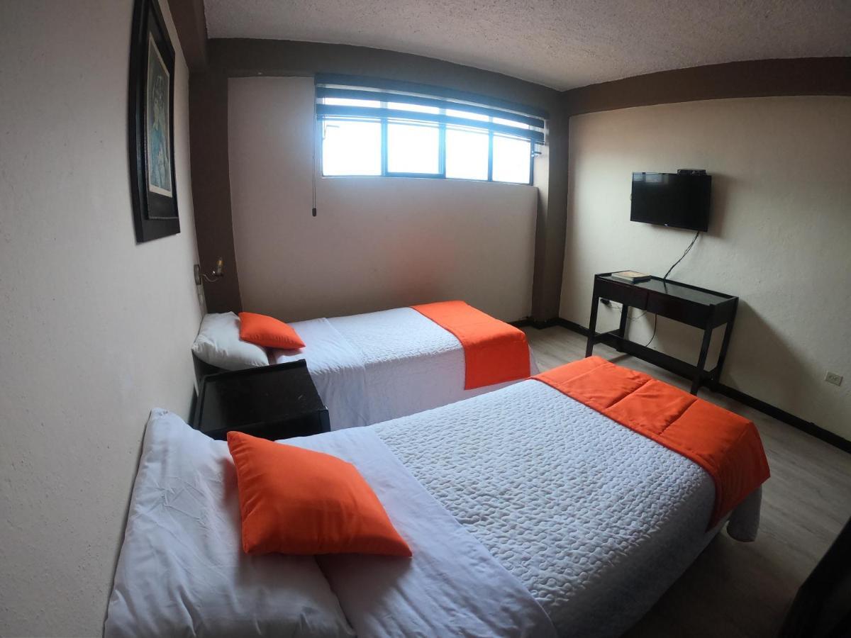 Hotel Catedral Cuenca By Pshotels ภายนอก รูปภาพ