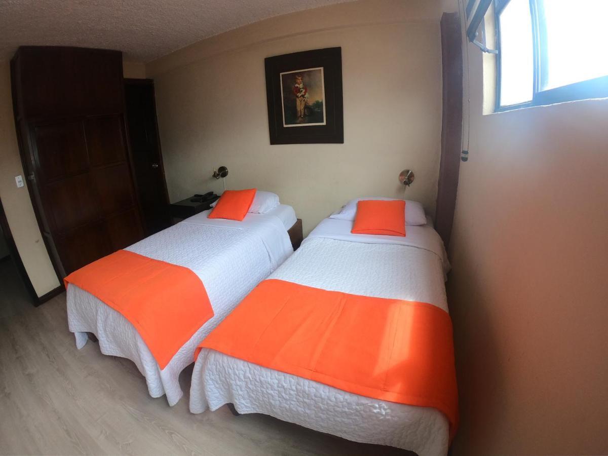 Hotel Catedral Cuenca By Pshotels ภายนอก รูปภาพ
