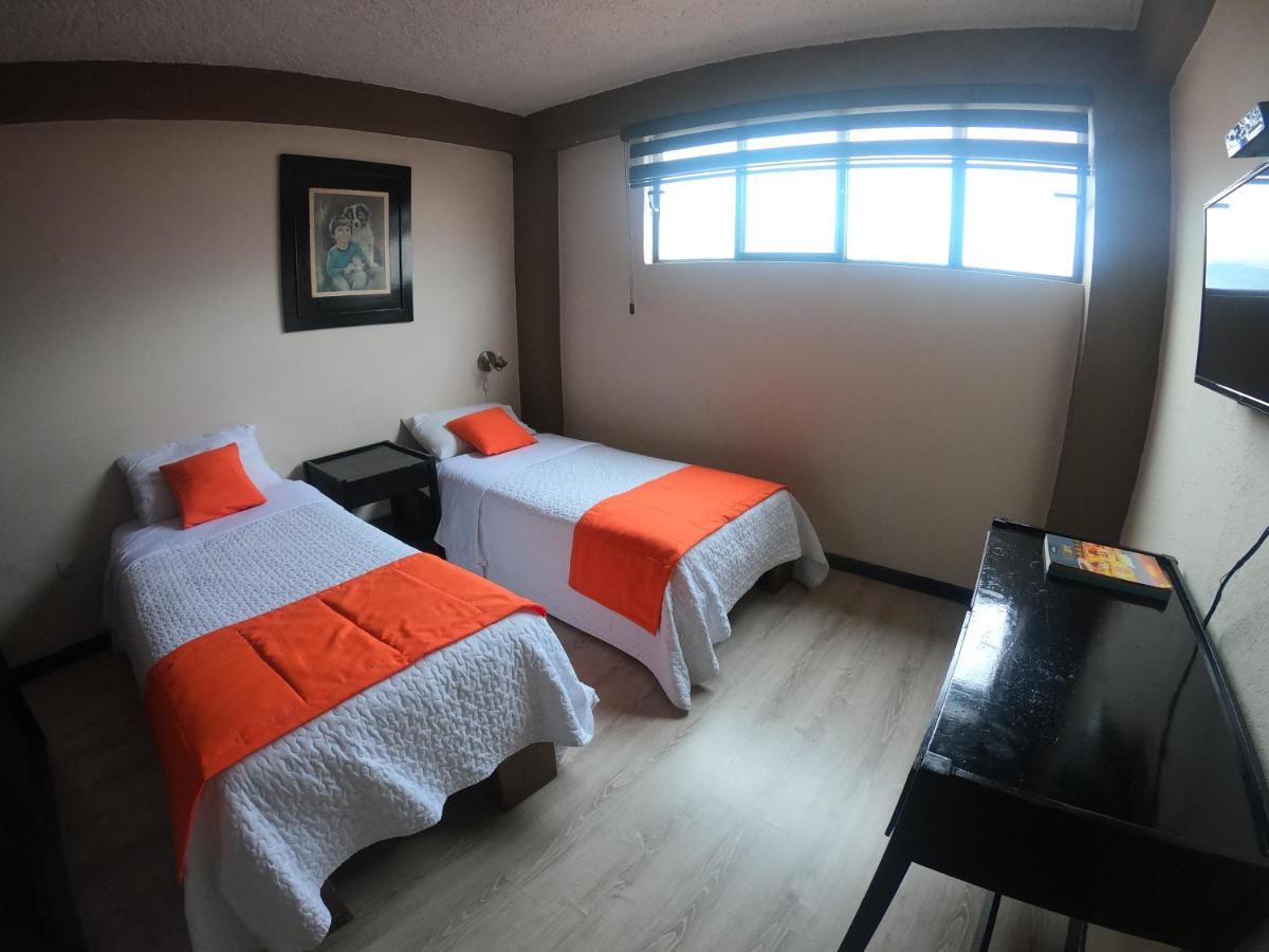Hotel Catedral Cuenca By Pshotels ภายนอก รูปภาพ
